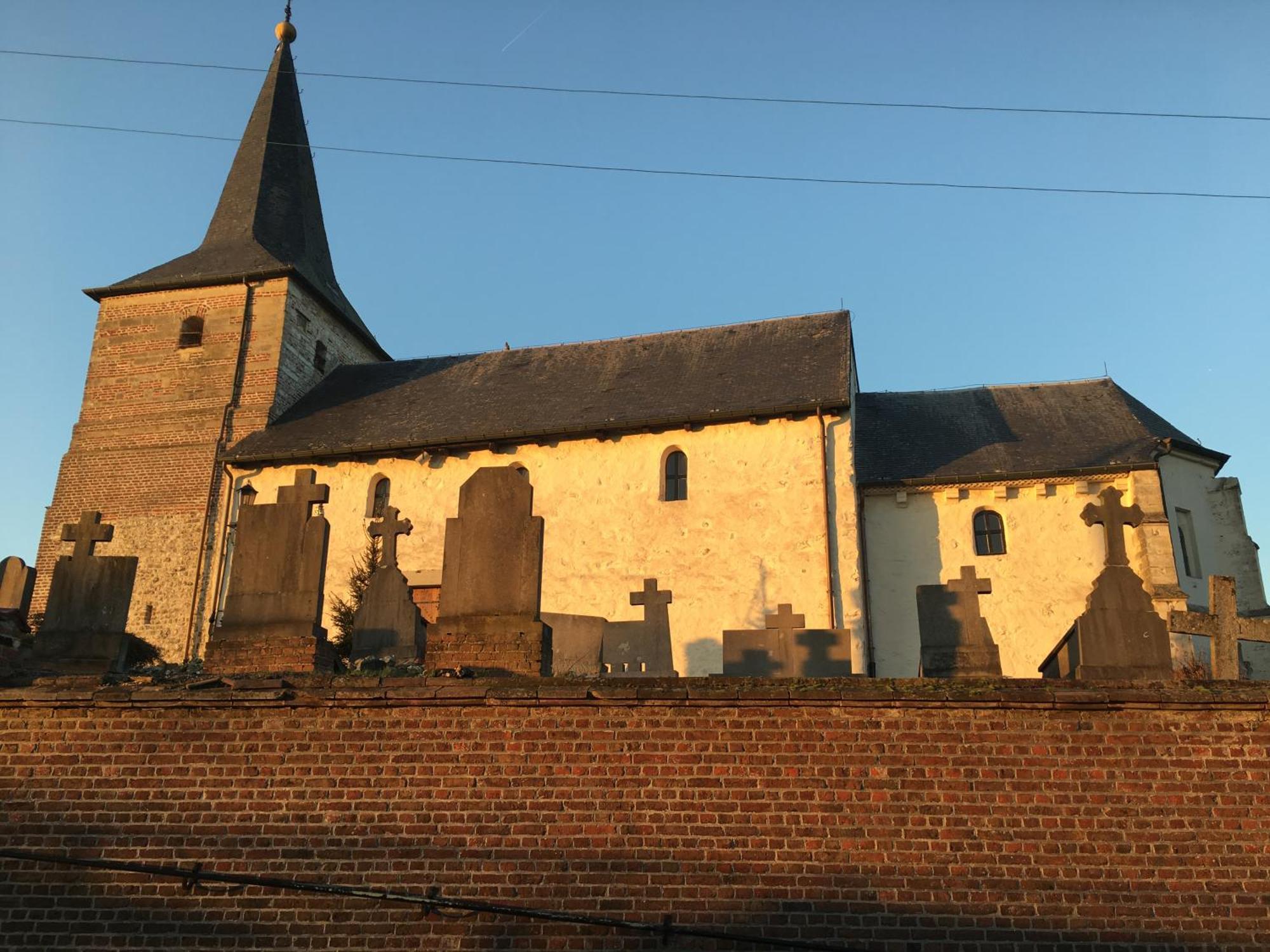 De Notelaar Kortessem Buitenkant foto