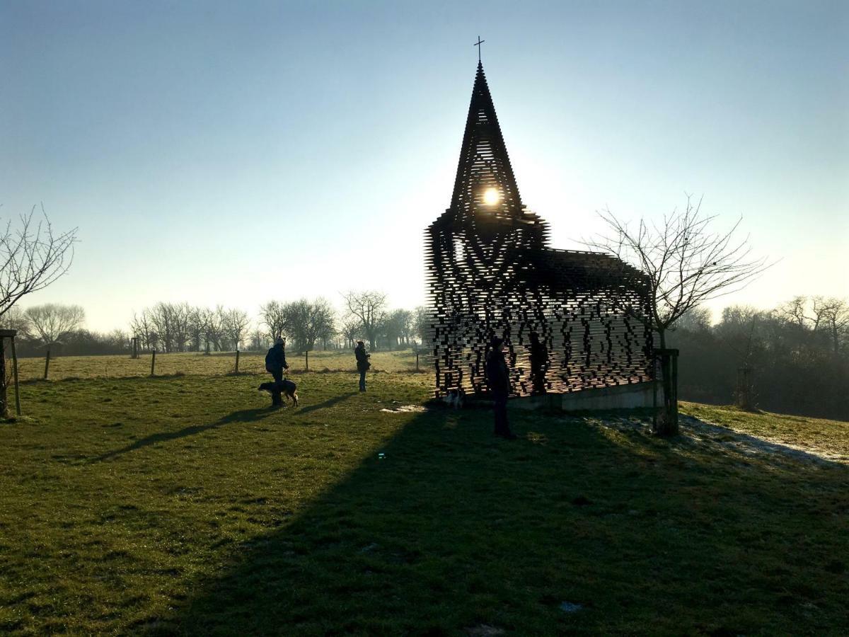 De Notelaar Kortessem Buitenkant foto